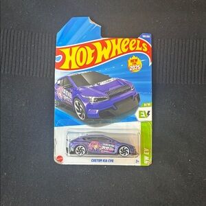 Hot Wheels Custom Kia EV6 Die-Cast Car